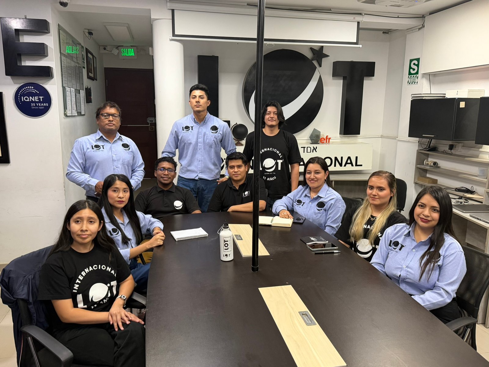 The LOT Internacional team at the Chiclayo office